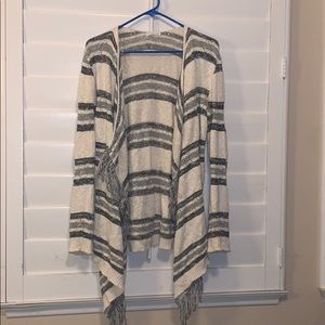 cream/white and black and great Kardigan